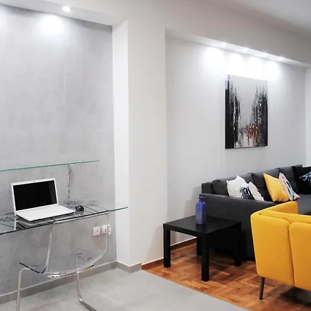 Renovated Modern & Specious 2bd Center *